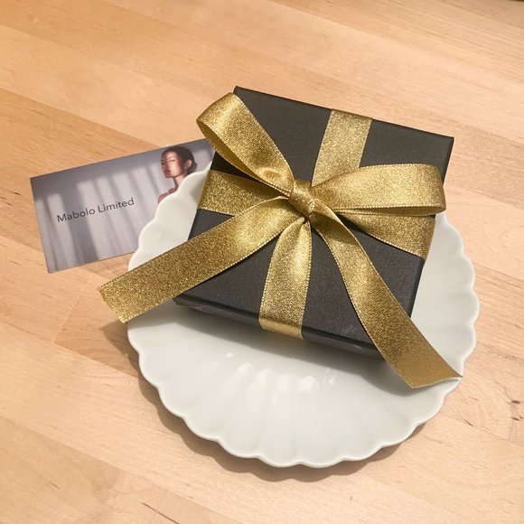 14K Gold Black Zirconia Stone earrings - Picture 9 of 11